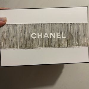 Chanel box